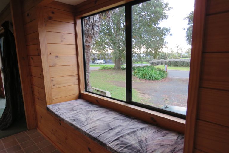 Photo of property in 1 Rarere Terrace, Kerikeri, 0230