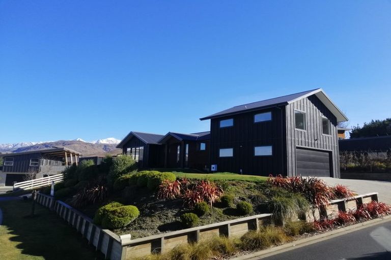 Photo of property in 19 Oxfordshire Avenue, Lower Shotover, Queenstown, 9304