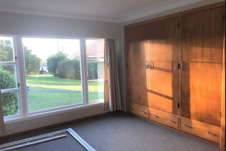 Photo of property in 1/146 Titirangi Road, New Lynn, Auckland, 0600