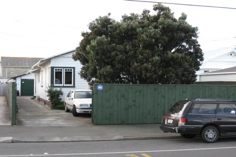 Photo of property in 111 Rongotai Road, Kilbirnie, Wellington, 6022