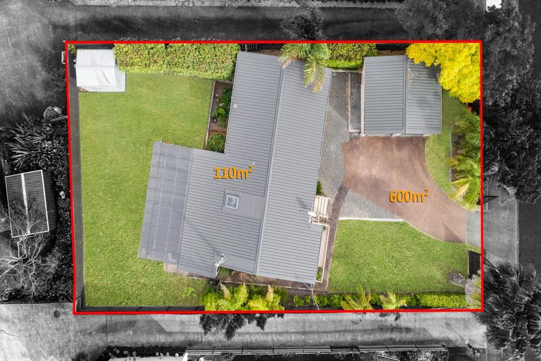 Photo of property in 165 Carnoustie Drive, Wattle Downs, Auckland, 2103