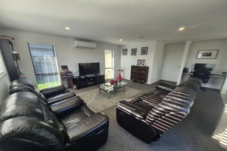 Photo of property in 34 Drylands Drive, Rolleston, 7614