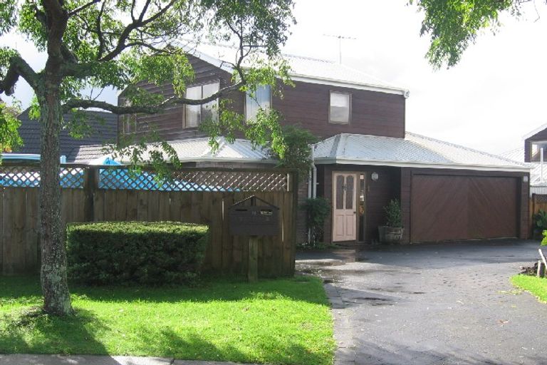 Photo of property in 1/11 Dayspring Way, Pakuranga, Auckland, 2010