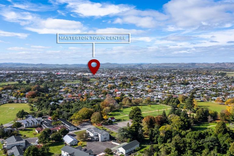 Photo of property in 13 Barracks Avenue, Solway, Masterton, 5810
