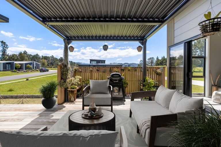 Photo of property in 5 Pinnacles Lane, Pauanui, 3579