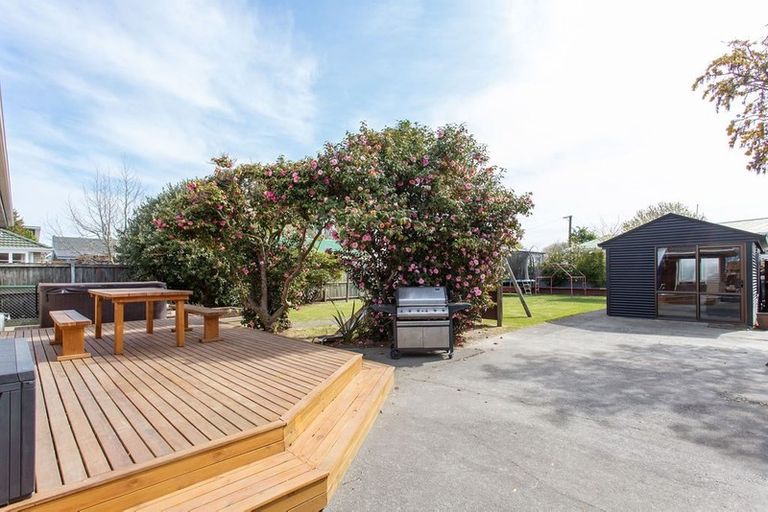 Photo of property in 75 Gardiners Road, Bishopdale, Christchurch, 8051