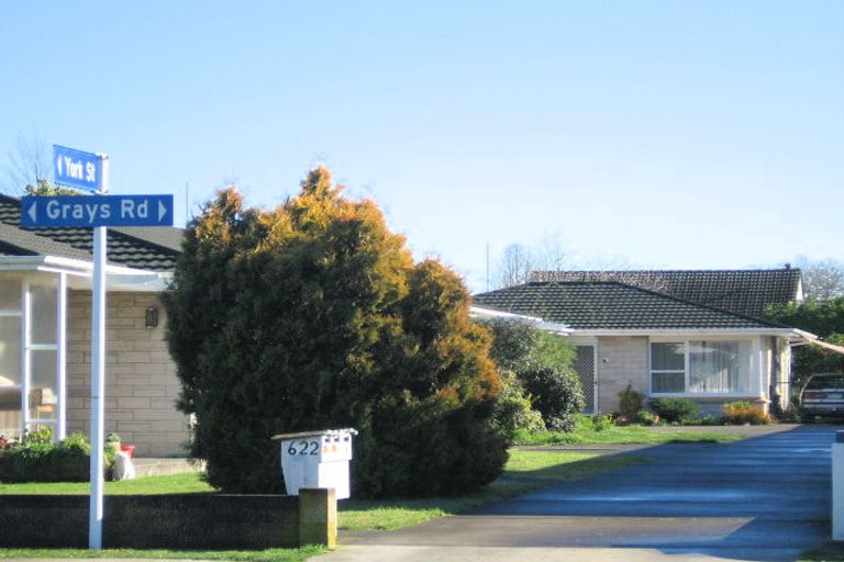 Photo of property in 1/622 Grays Road, Mahora, Hastings, 4120