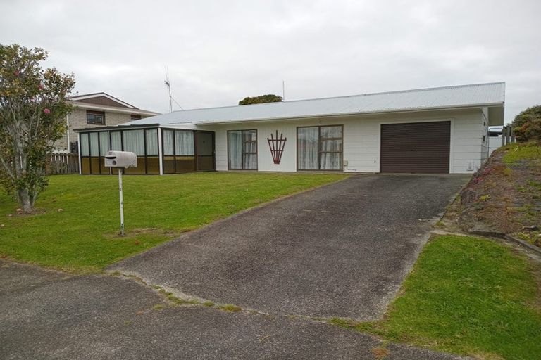 Photo of property in 19 Ascot Avenue, Te Kamo, Whangarei, 0112