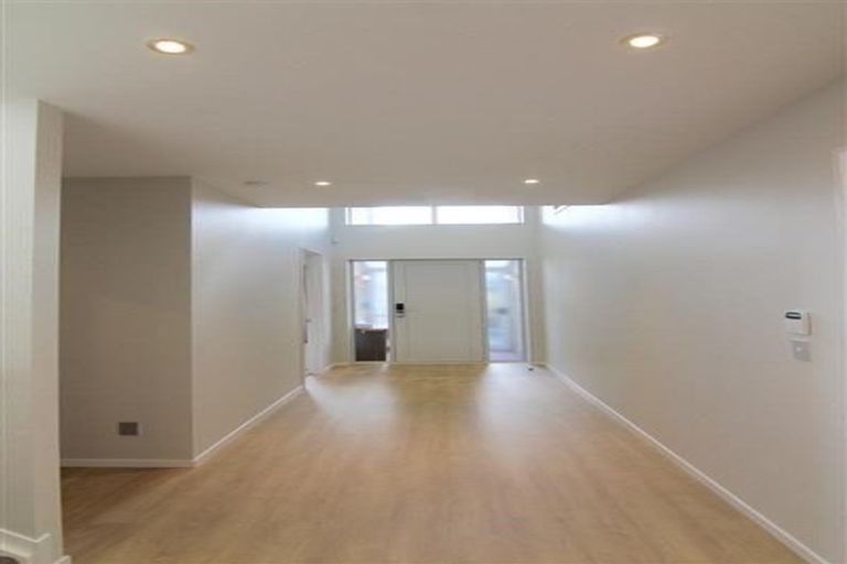 Photo of property in 13 Syrah Crescent, Ranui, Auckland, 0612