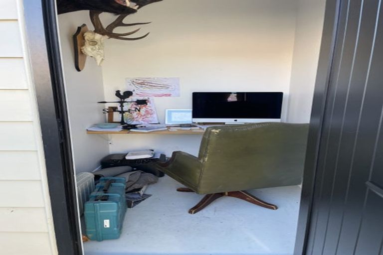 Photo of property in 4 Ruahine Street, Trentham, Upper Hutt, 5018