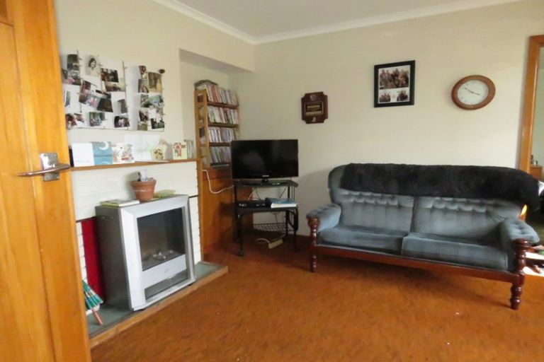 Photo of property in 35 Hull Street, South Hill, Oamaru, 9400