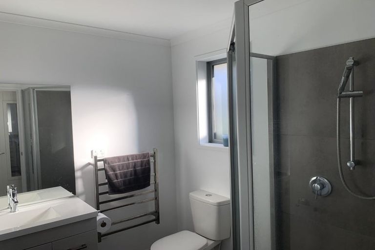 Photo of property in 1 Muncaster Road, Snells Beach, 0920