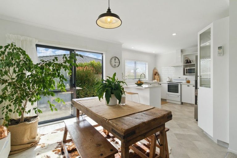 Photo of property in 52 Highfields Drive, Katikati, 3129