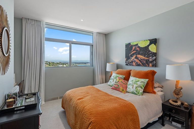 Photo of property in 6 Gazelle Lane, Redcliffs, Christchurch, 8081