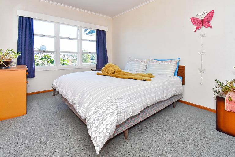 Photo of property in 6 Rothery Road, Hillpark, Auckland, 2102