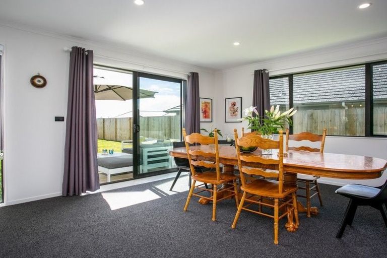 Photo of property in 33 Ruru Street, Cambridge, 3434