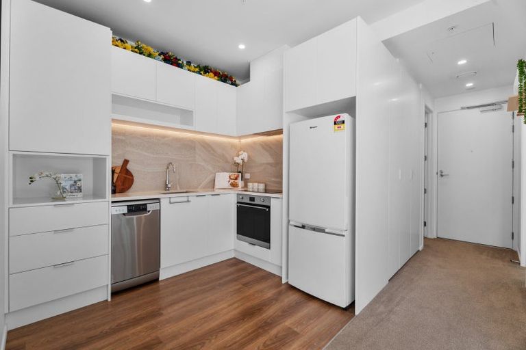 Photo of property in 1817a Great North Road, Avondale, Auckland, 1026