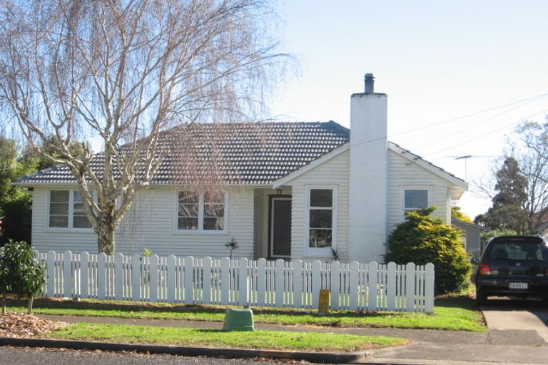 Photo of property in 10 Deveron Road, Manurewa, Auckland, 2102