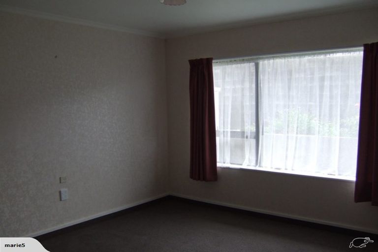 Photo of property in 7/2 Broadway, Waitara, 4320
