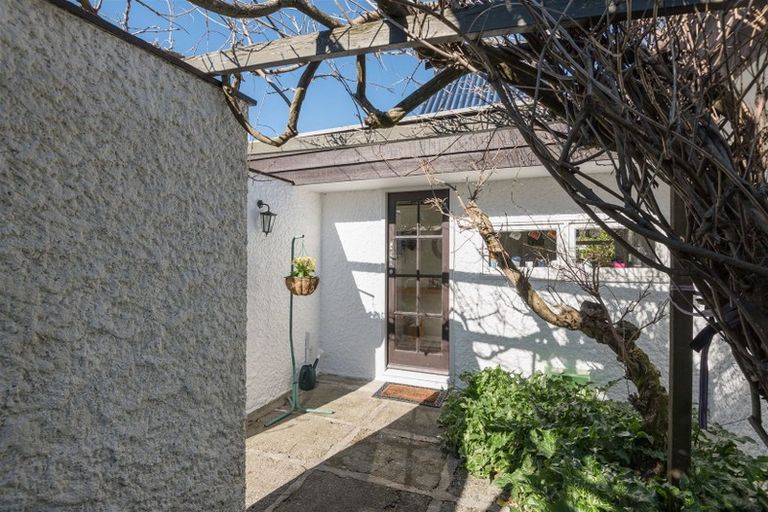 Photo of property in 1/96 Nile Street, Nelson, 7010