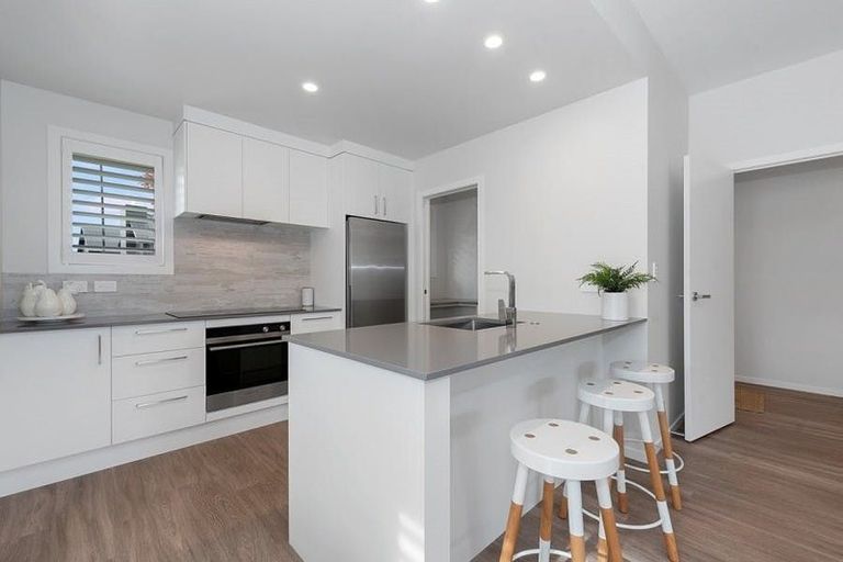 Photo of property in 14 Lewis Way, Cambridge, 3434