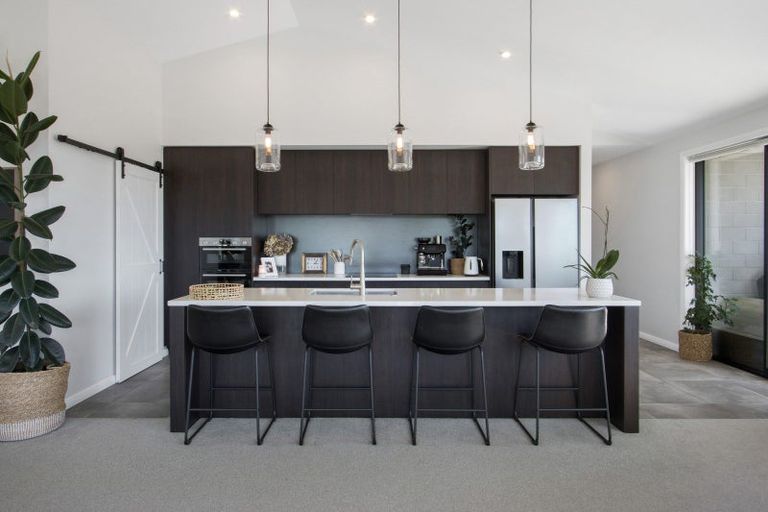 Photo of property in 2 Kingson Court, Omokoroa, 3114