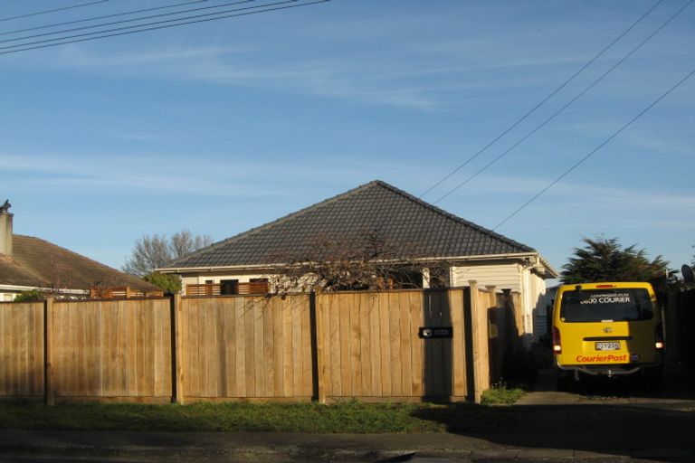 Photo of property in 79 Bower Avenue, New Brighton, Christchurch, 8083