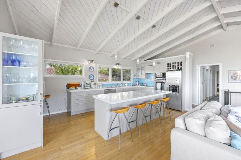 Photo of property in 13 Colmar Road, Mellons Bay, Auckland, 2014