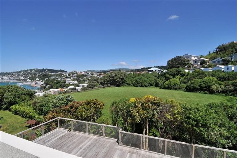 Photo of property in 8 Treasure Grove, Hataitai, Wellington, 6021