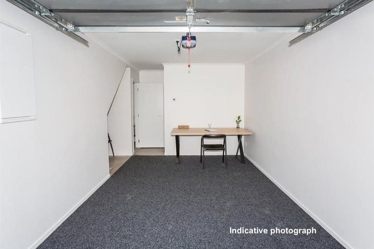 Photo of property in 8 Breakwater Way, Whitby, Porirua, 5024