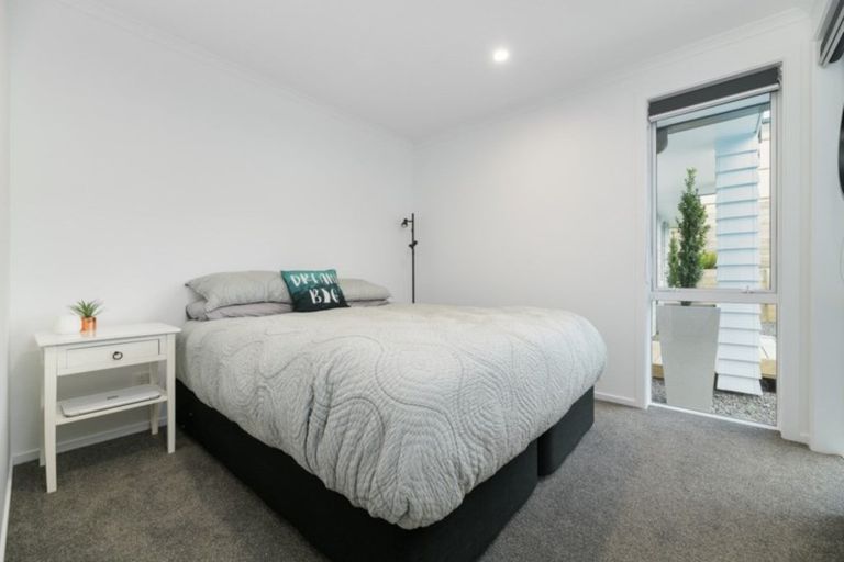 Photo of property in 22 Ballintoy Park Drive, Welcome Bay, Tauranga, 3175