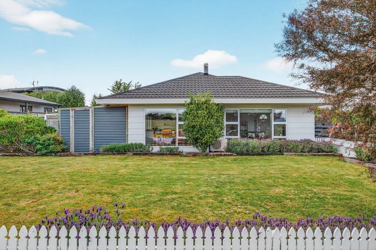 Photo of property in 39 Acacia Bay Road, Nukuhau, Taupo, 3330