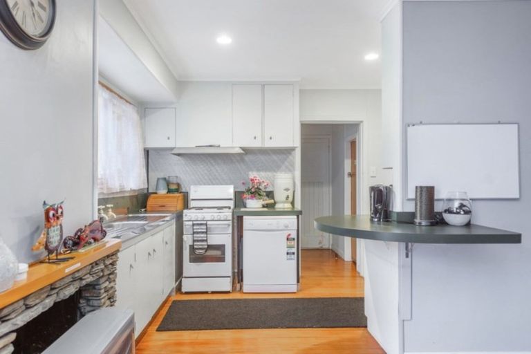 Photo of property in 60 Bandon Street, Frankton, Hamilton, 3204