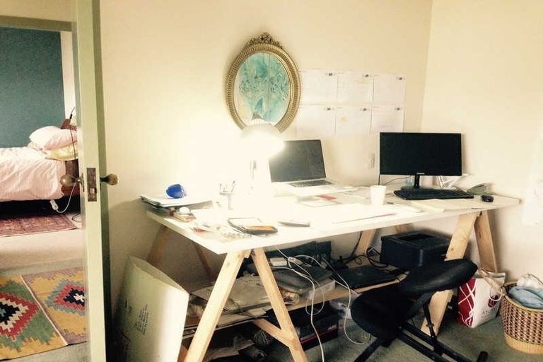 Photo of property in 4 Park Terrace, Lyttelton, 8082