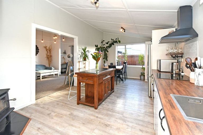 Photo of property in 1/7 Seymour Street, Hornby, Christchurch, 8042