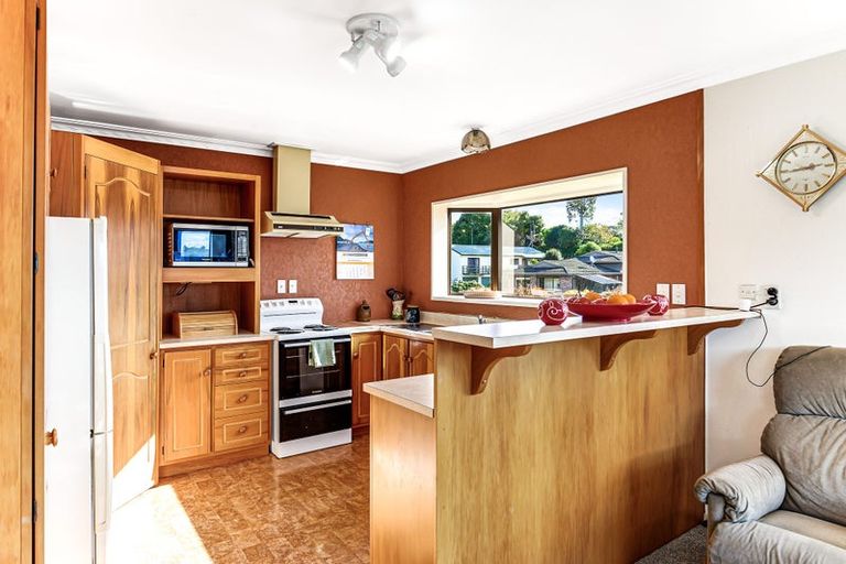 Photo of property in 17 Carew Street, Nawton, Hamilton, 3200