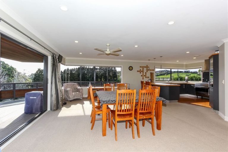 Photo of property in 354 Henwood Road, Hillsborough, New Plymouth, 4372