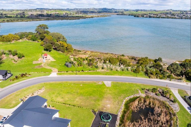 Photo of property in 127 Estuary Drive, Mangawhai Heads, Mangawhai, 0505