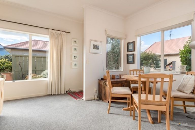 Photo of property in 10 Pattie Street, Petone, Lower Hutt, 5012