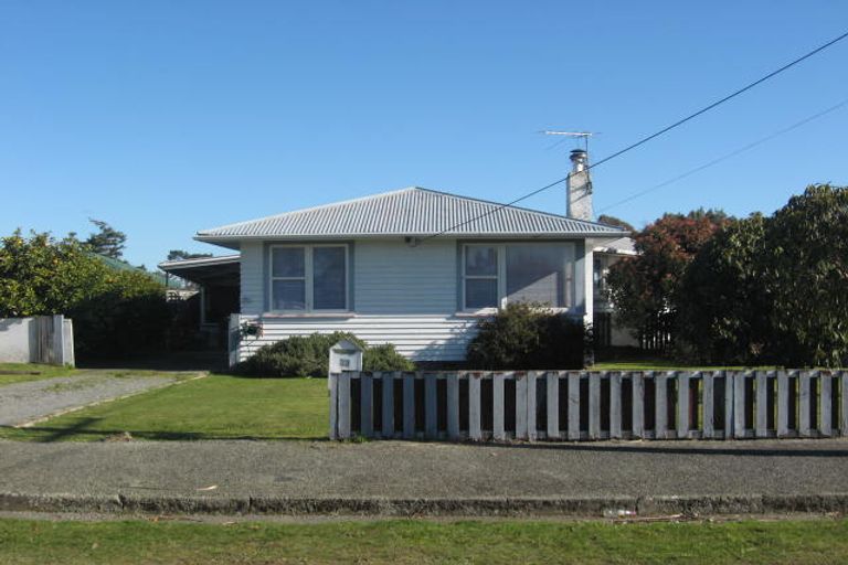 Photo of property in 33 Costley Street, Carterton, 5713