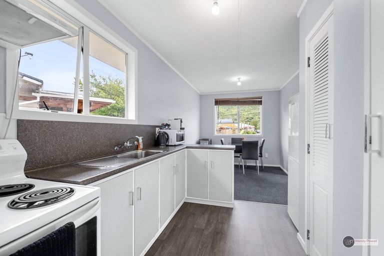 Photo of property in 14 California Drive, Totara Park, Upper Hutt, 5018