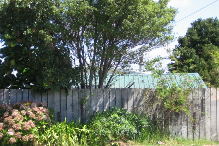 Photo of property in 150 Rangatira Road, Beach Haven, Auckland, 0626