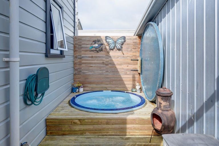 Photo of property in 35 Kings Avenue, Gonville, Whanganui, 4501