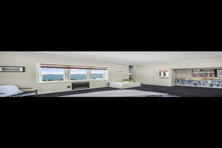 Photo of property in 58 Ferry Road, Days Bay, Lower Hutt, 5013