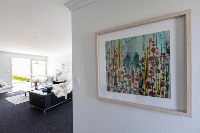 Photo of property in 8 Tawhiti Road, Pukekohe, 2120