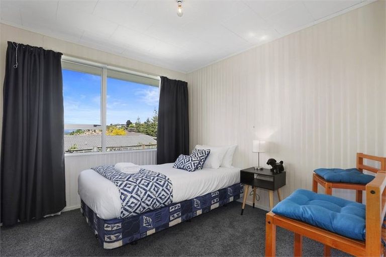 Photo of property in 11b Kinder Street, Acacia Bay, Taupo, 3330