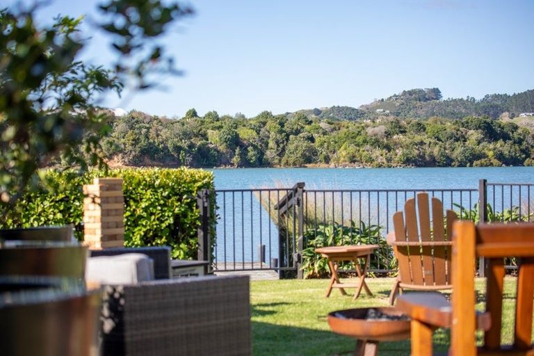 Photo of property in 48 Wainui Road, Raglan, 3225