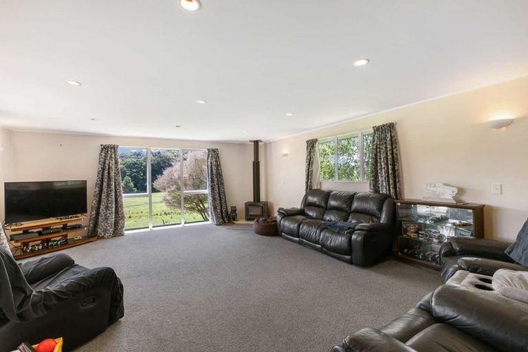 Photo of property in 331 Masters Road, Aka Aka, Waiuku, 2682