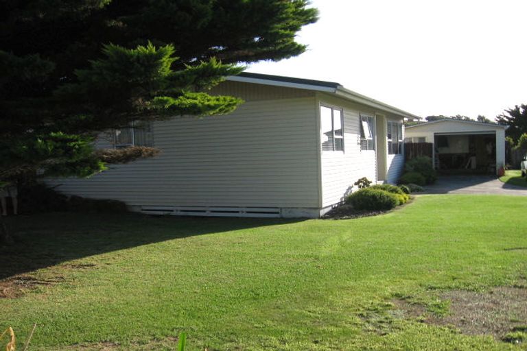 Photo of property in 10 Bothamley Lane, Titahi Bay, Porirua, 5022