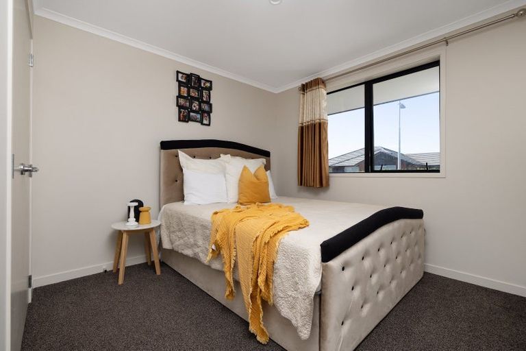 Photo of property in 14 Raynor Crescent, Pyes Pa, Tauranga, 3112